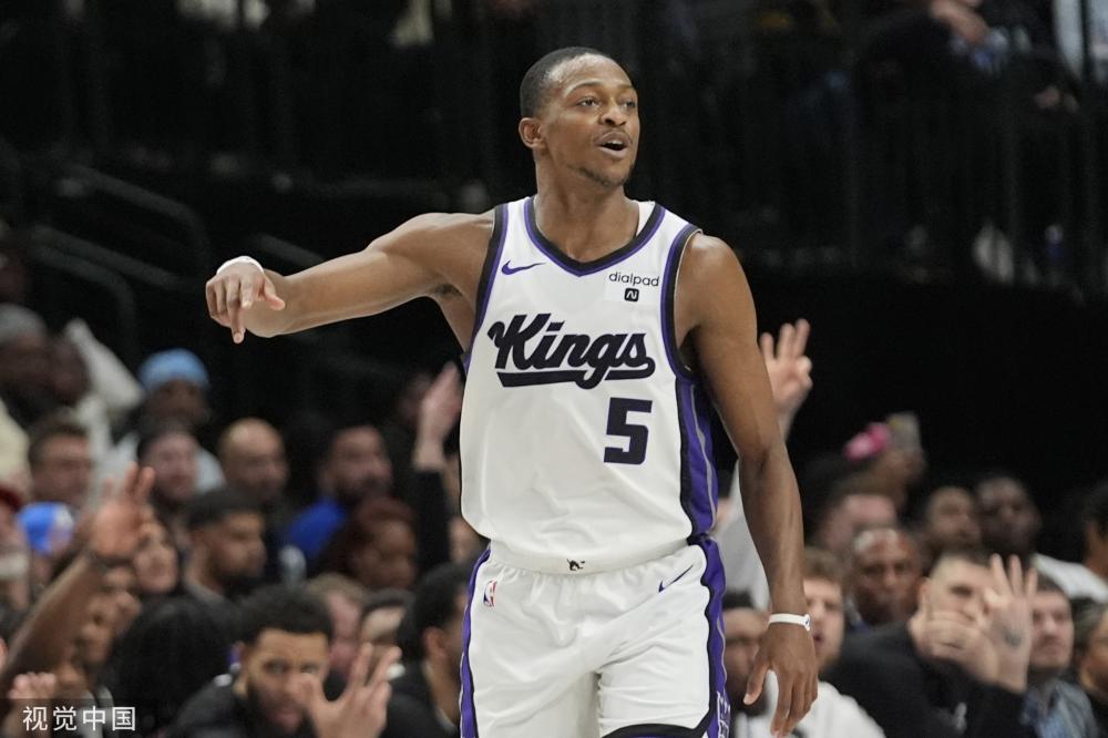 众多球迷的 众多球迷的