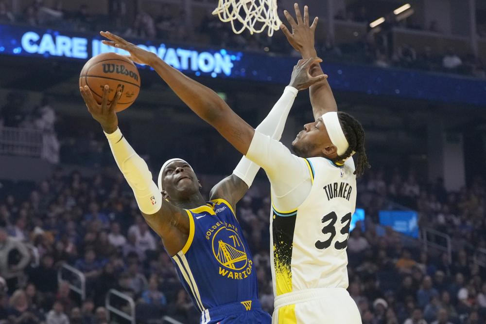 杨鸣再战杜锋，张镇麟阻击迪亚洛，周琦拒绝连败，高诗岩PK郭昊文